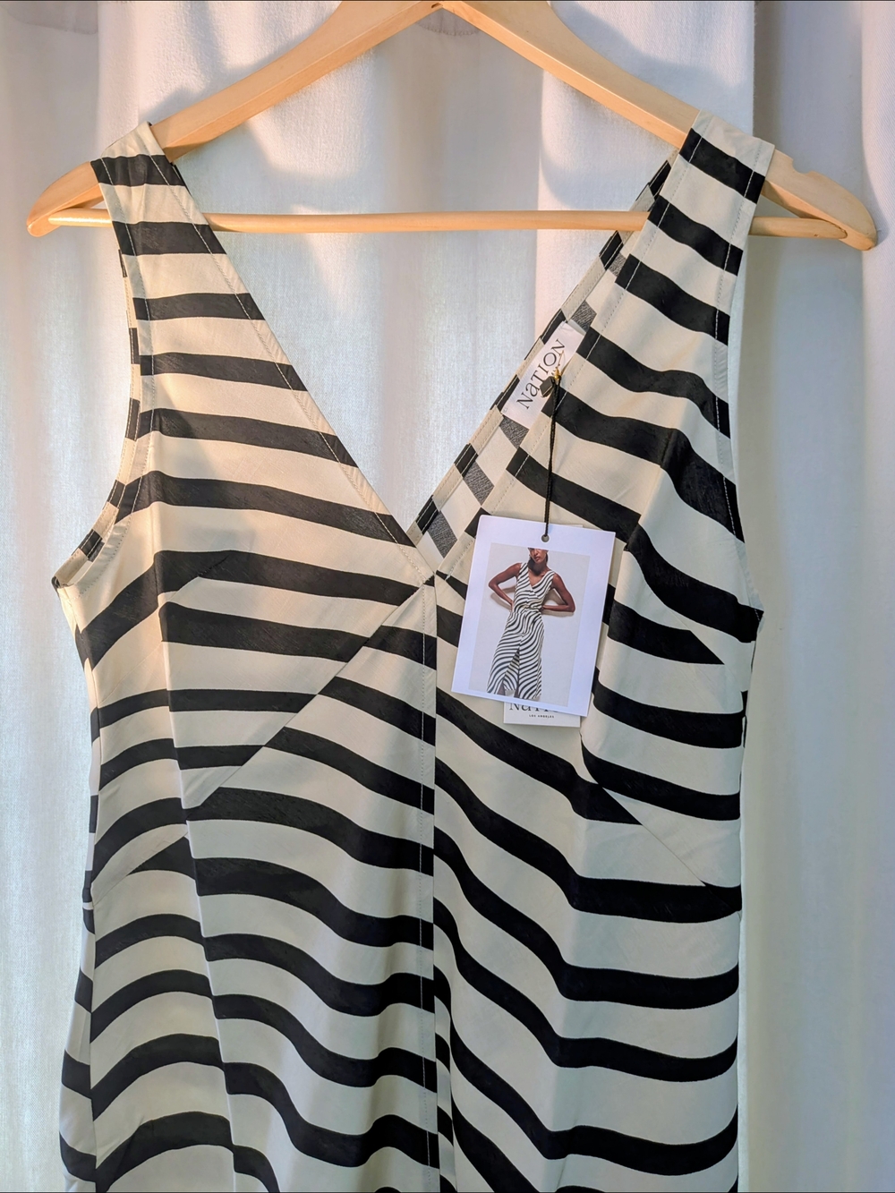 V-Neck Silky Lightweight, Elegant Dress - Black & White Wavy Stripes.